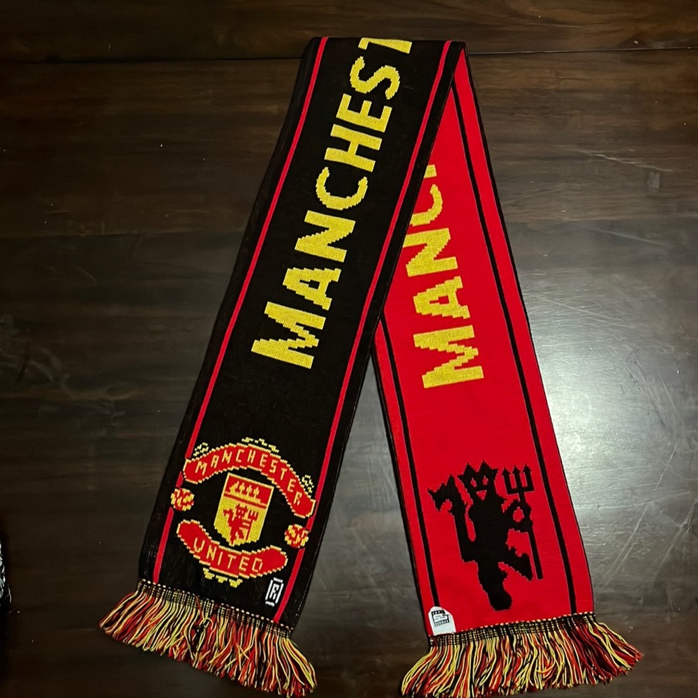 Manchester United Banner Scarf